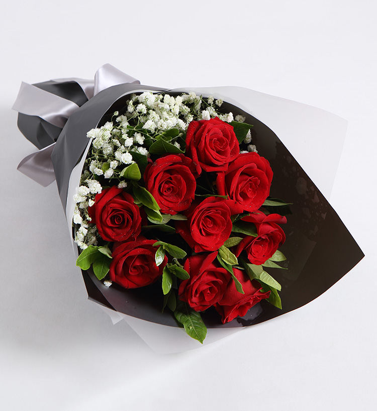Corolla Red Roses — alternate view