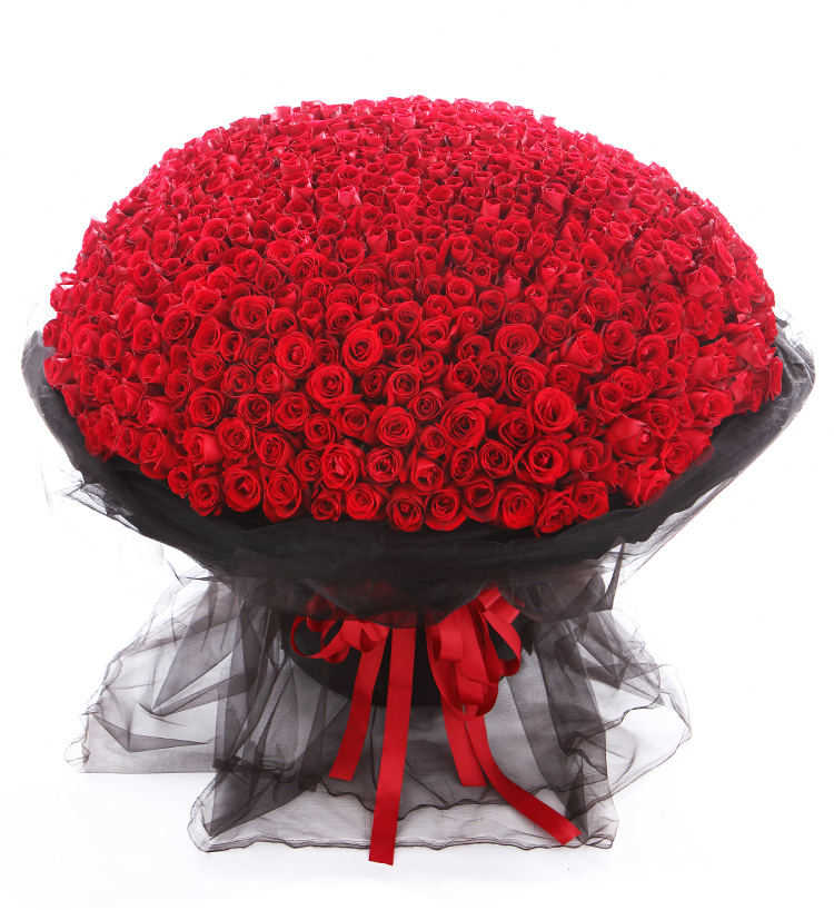 999 Corolla Red Roses Bouquet
